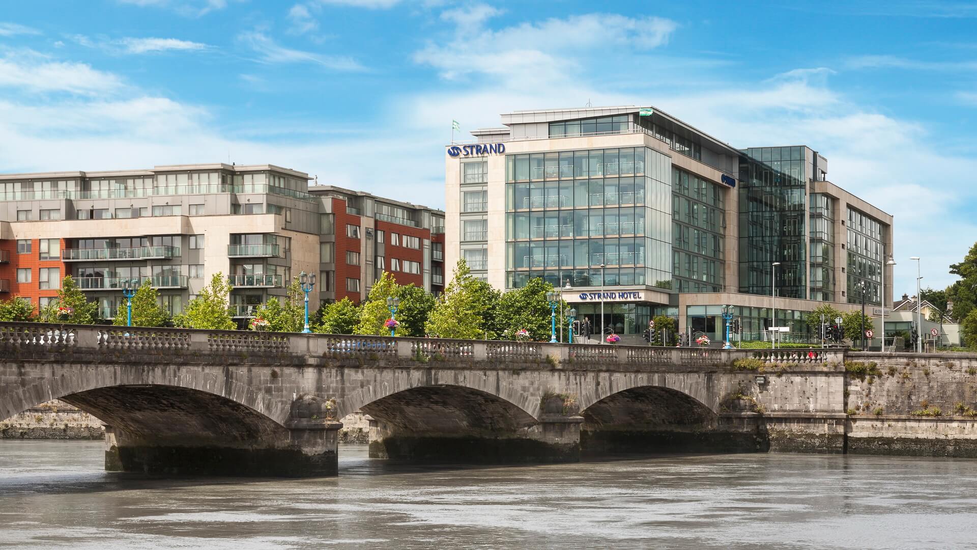 Award Winning Hotel | Best Hotels In Limerick | Limerick Strand Hotel